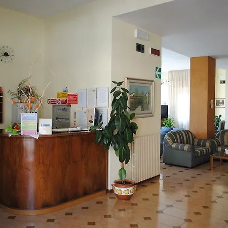 Hotel Edelweiss 3*